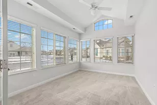 310 Stoneshire Loop, Pataskala, OH 43062 - Photo 3