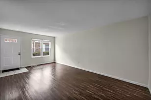 1292 Lowland Ct, Columbus, OH 43204 - Photo 9
