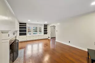 2295 Oxford Rd, Upper Arlington, OH 43221 - Photo 9