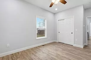 958 Wetmore Rd, Columbus, OH 43224 - Photo 13