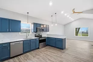 958 Wetmore Rd, Columbus, OH 43224 - Photo 3