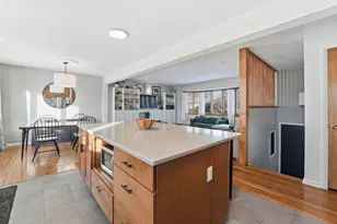 1341 Boxwood Dr, Columbus, OH 43229 - Photo 15