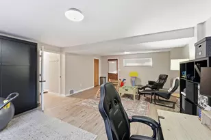 1341 Boxwood Dr, Columbus, OH 43229 - Photo 27