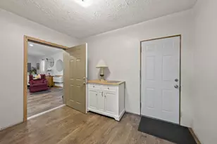 84 River Dr, Columbus, OH 43230 - Photo 17