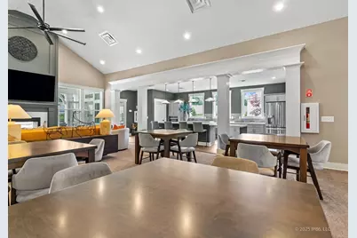 2112 Darilyn Drive, Grove City, OH 43123 - Photo 13