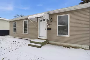 2526 Queenswood Dr, Columbus, OH 43219 - Photo 3