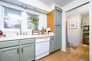 900 Hilltop Dr, Bellefontaine, OH 43311 - Photo 5