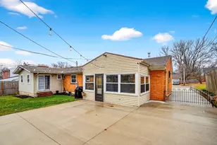 1046 Fruitland Rd, Springfield, OH 45503 - Photo 11