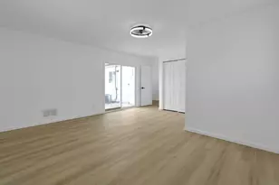 4572 St Anthony Ln, Columbus, OH 43213 - Photo 15