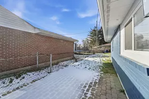 577 Barcher Rd, Columbus, OH 43207 - Photo 41