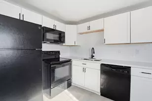 577 Barcher Rd, Columbus, OH 43207 - Photo 17