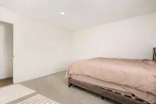 811 Kinsman St, Columbus, OH 43207 - Photo 15