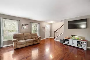 5710 English Rose Dr, Galloway, OH 43119 - Photo 7