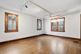 2104 Iuka Ave, Columbus, OH 43201 - Photo 35