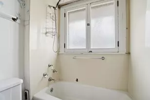 2104 Iuka Ave, Columbus, OH 43201 - Photo 39