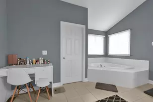 2625 Abbey Knoll Dr, Lewis Center, OH 43035 - Photo 23