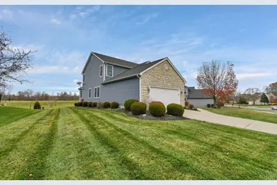 2625 Abbey Knoll Drive, Lewis Center, OH 43035 - Photo 3