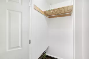283 Lear St, Columbus, OH 43206 - Photo 19