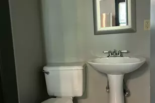 118 E Kossuth St, Columbus, OH 43206 - Photo 9