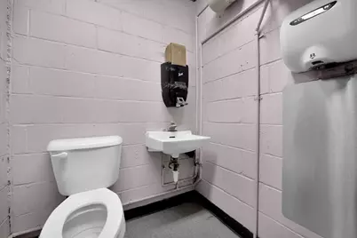 511 S High Street, Lancaster, OH 43130 - Photo 9