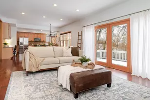 9800 Oxford Cir, Powell, OH 43065 - Photo 5