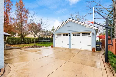 2070 Ellington Road, Columbus, OH 43221 - Photo 59