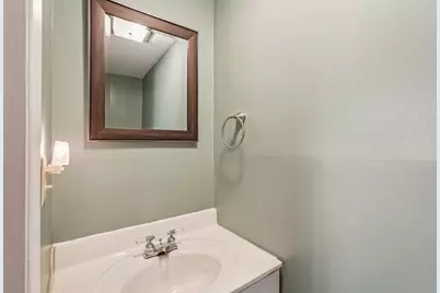 3000 Highpoint Drive, Columbus, OH 43221 - Photo 11