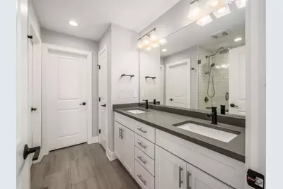 1187 Cromartie Lane, Columbus, OH 43201 - Photo 17