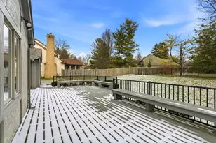 8250 Sanctuary Dr, Columbus, OH 43235 - Photo 53