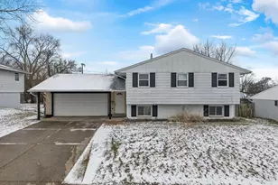 6226 Hemingway Rd, Huber Heights, OH 45424 - Photo 1