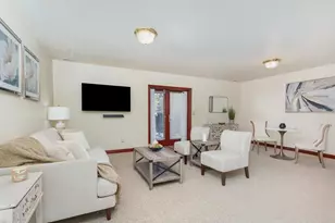 136 S Garfield Ave, Columbus, OH 43205 - Photo 5