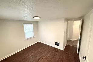 1806 Harold Pl, Columbus, OH 43211 - Photo 9