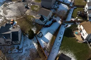 312 Sundew Ct, Delaware, OH 43015 - Photo 5