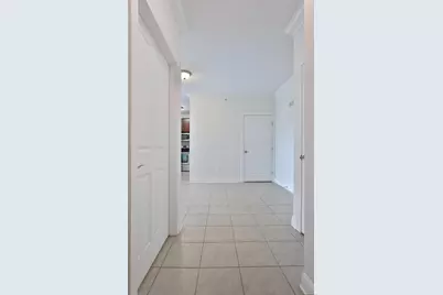 925 Ingleside Avenue #303, Columbus, OH 43215 - Photo 13