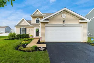 9 Hawthorne Dr, Ashville, OH 43103 - Photo 1