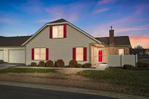 2460 Buckeye Grove, Grove City, OH 43123 - Photo 5
