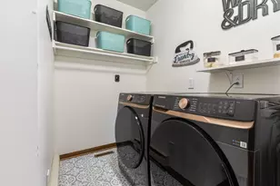 3930 N Waggoner Rd, Blacklick, OH 43004 - Photo 13