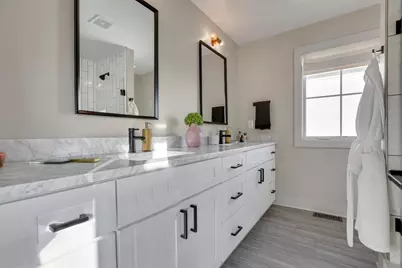 289 E Greenwood Avenue, Columbus, OH 43201 - Photo 31