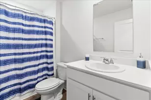 1017 Sherwood Loop, Bellefontaine, OH 43311 - Photo 7