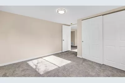 1451 Chesterton Square S, Columbus, OH 43229 - Photo 13