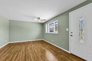 1451 Chesterton Square S, Columbus, OH 43229 - Photo 19