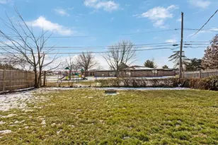 1451 Chesterton Square S, Columbus, OH 43229 - Photo 37