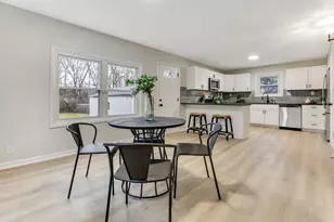 2186 Middlehurst Dr, Columbus, OH 43219 - Photo 13