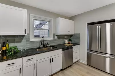 2186 Middlehurst Drive, Columbus, OH 43219 - Photo 17