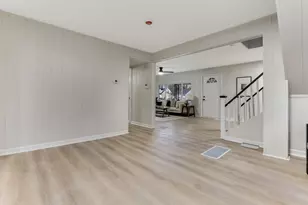 2186 Middlehurst Dr, Columbus, OH 43219 - Photo 21