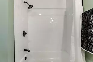 2186 Middlehurst Dr, Columbus, OH 43219 - Photo 23