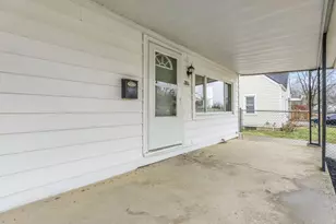 2186 Middlehurst Dr, Columbus, OH 43219 - Photo 3