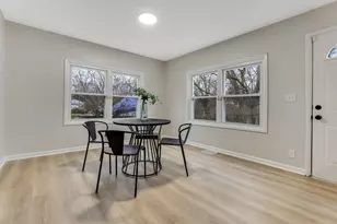 2186 Middlehurst Dr, Columbus, OH 43219 - Photo 11