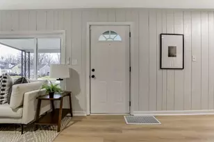 2186 Middlehurst Dr, Columbus, OH 43219 - Photo 5