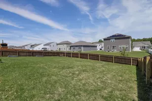 132 Mayfield Dr, Granville, OH 43023 - Photo 3